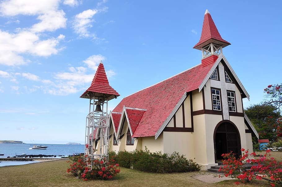 mauritius-cap-malheureux-church-sea