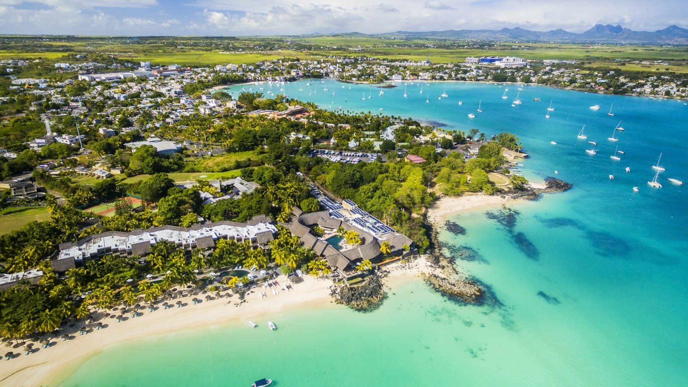 Custom private tour scenery in Mauritius