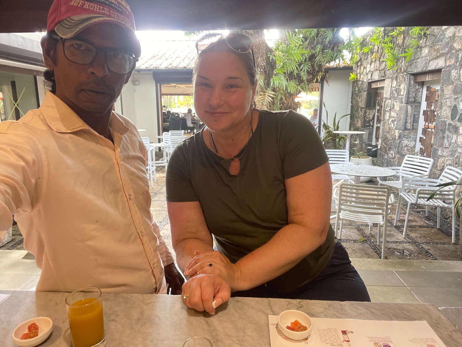two-people-at-restaurant-table-01